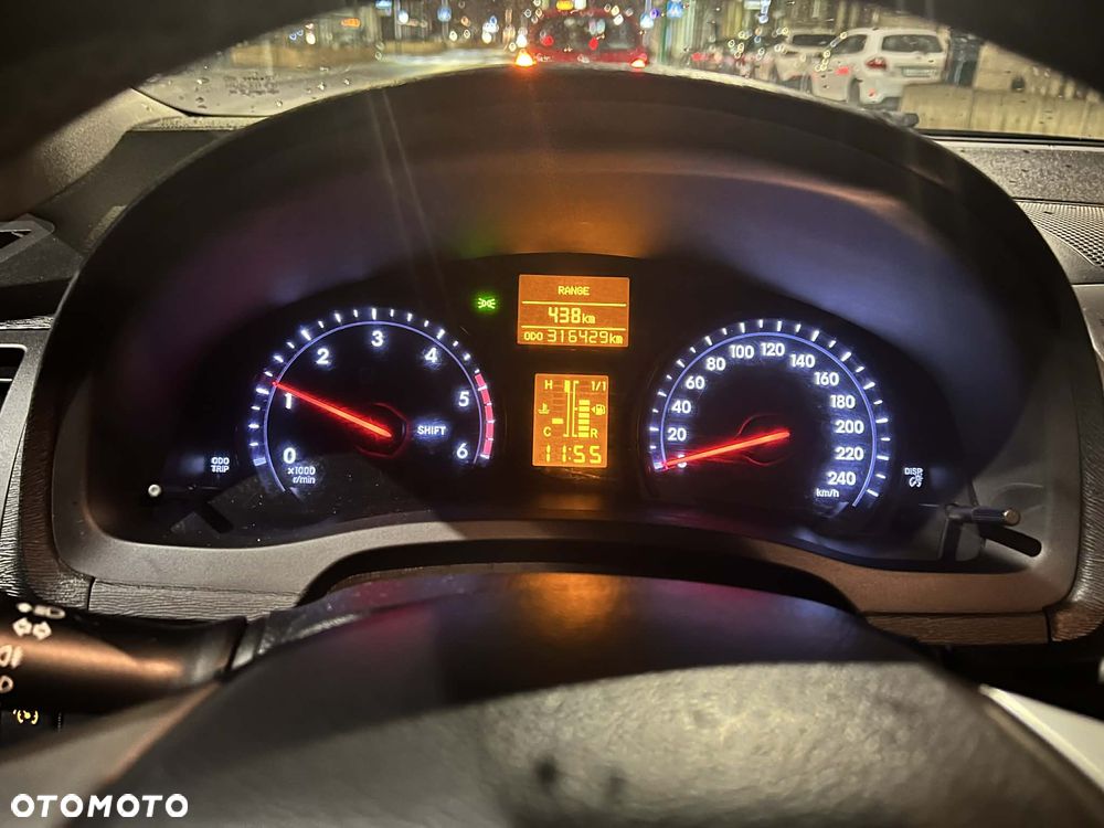 Toyota Avensis 2.0 D-4D Active - 15