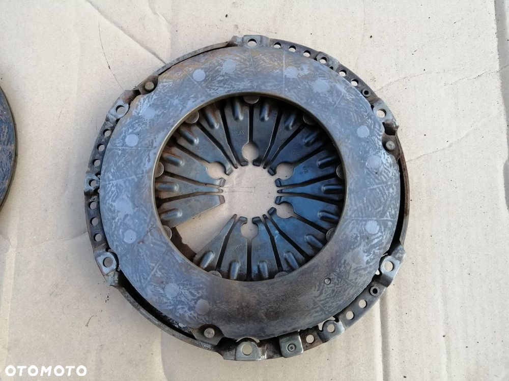 Audi Seat Skoda Volkswagen 1.9 TDi kod silnika BLS koło dwumasowe sprzęgło komplet Sachs - 10