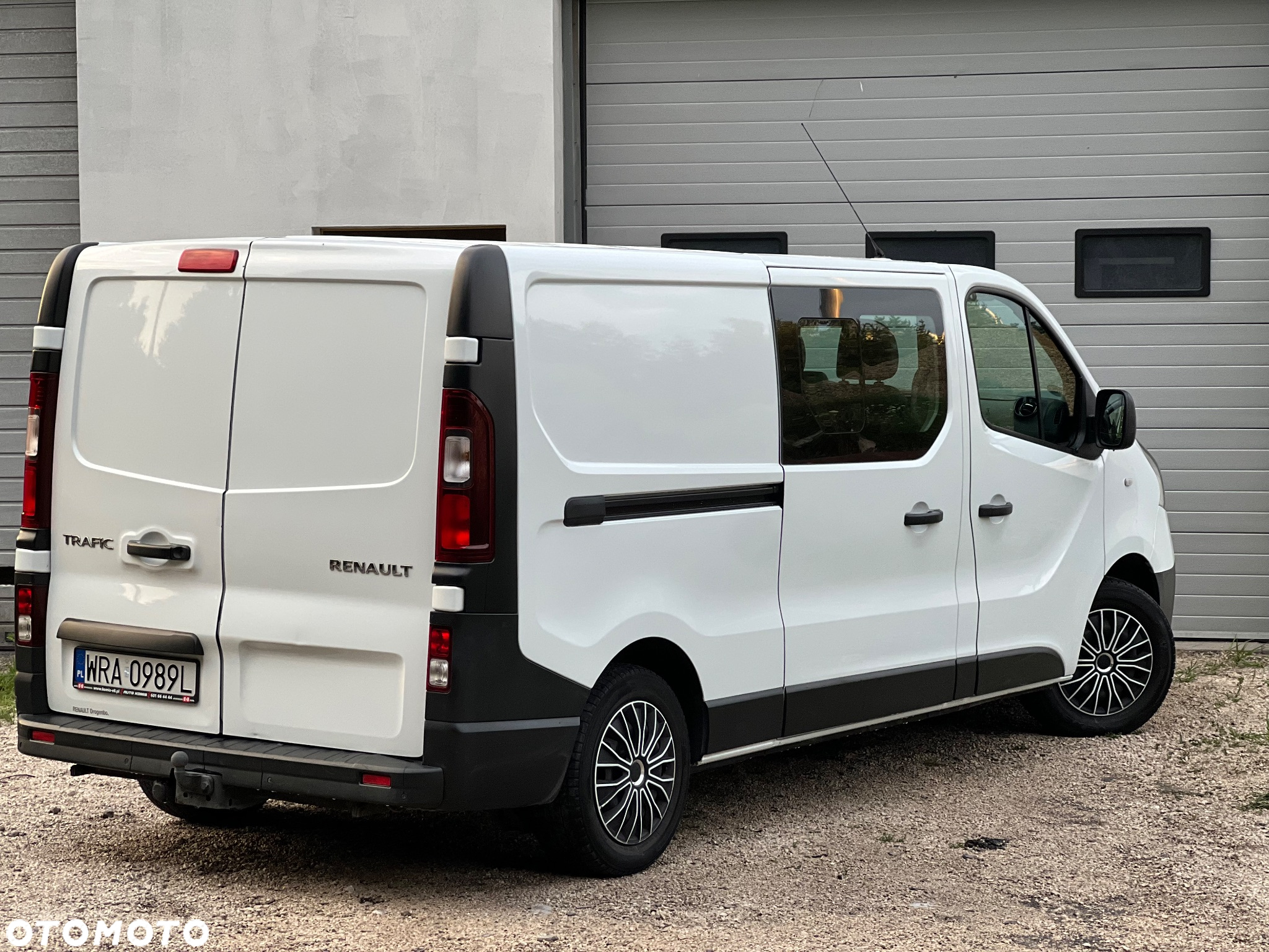 Renault Trafic 1.6 dCi 115 Grand Combi L2H1 Expression - 18