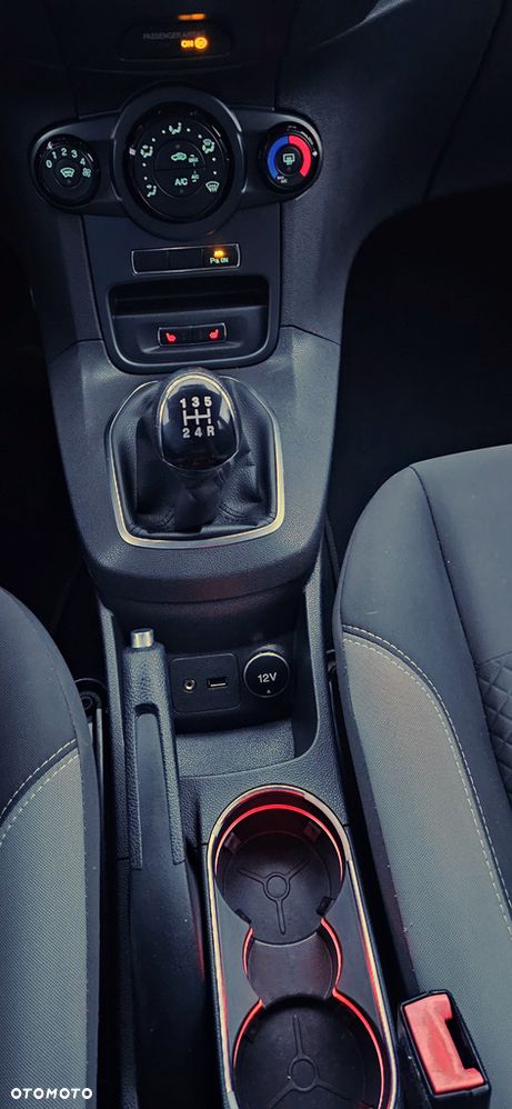 Ford Fiesta 1.25 SYNC Edition - 8