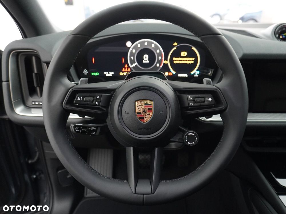 Porsche Cayenne - 26