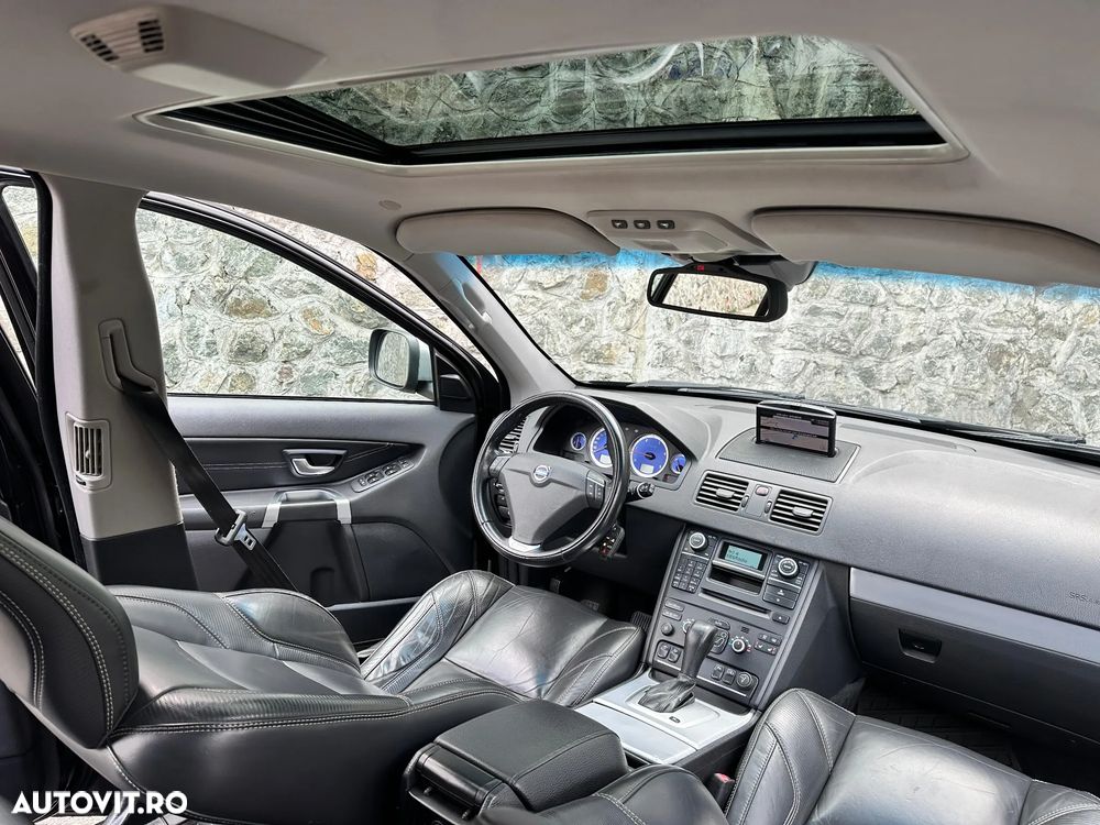 Volvo XC 90 D5 AWD Geartonic RDesign - 10