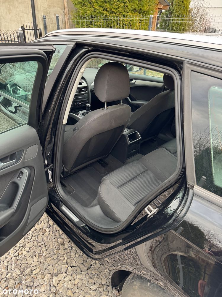 Audi A4 Avant - 33