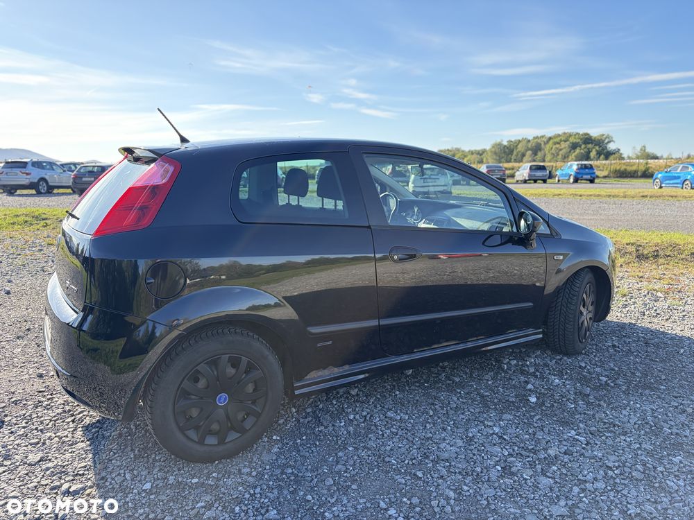 Fiat Grande Punto 1.9 Multijet 8V DPF Sport - 6