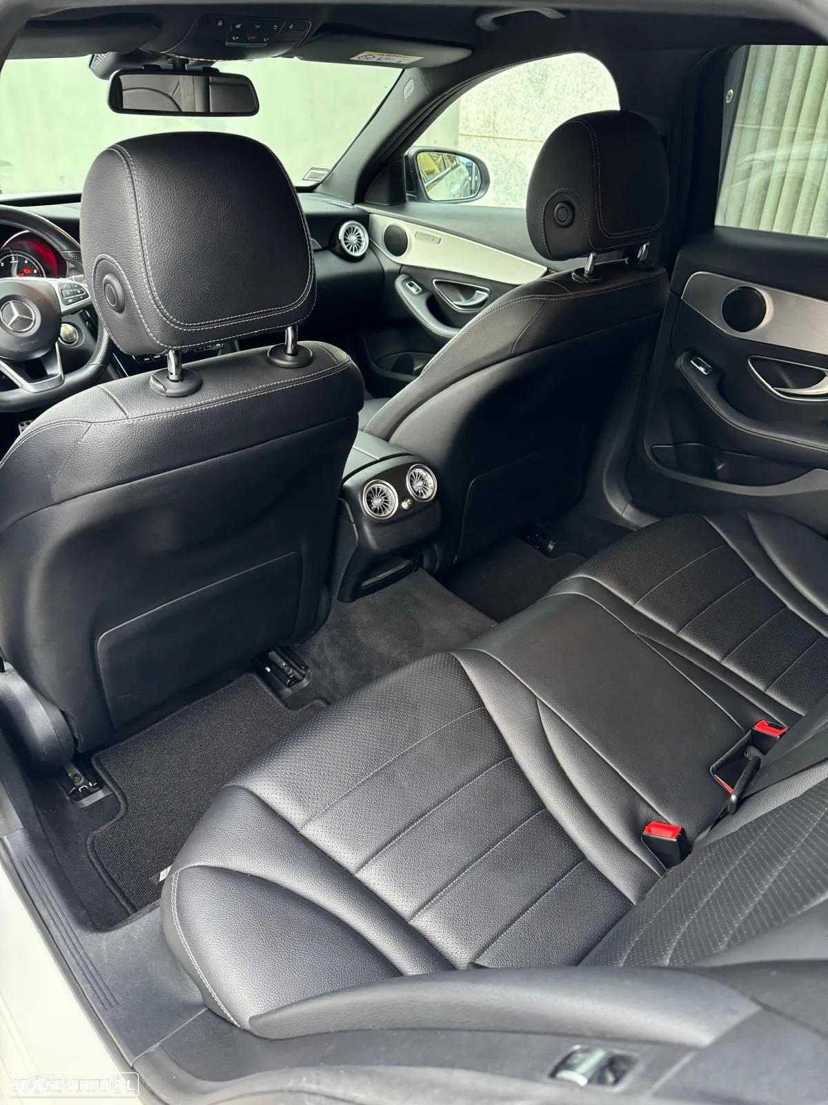 Mercedes-Benz C 220 BlueTEC AMG Line Aut. - 33