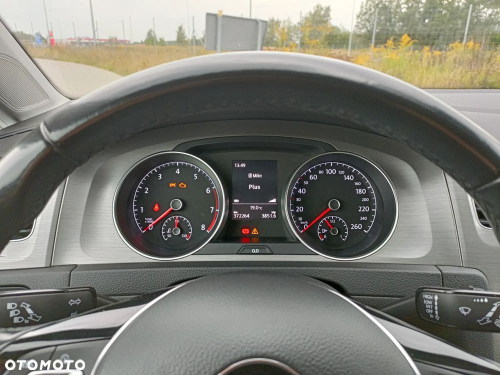 Volkswagen Golf 1.4 TSI BMT Comfortline - 12