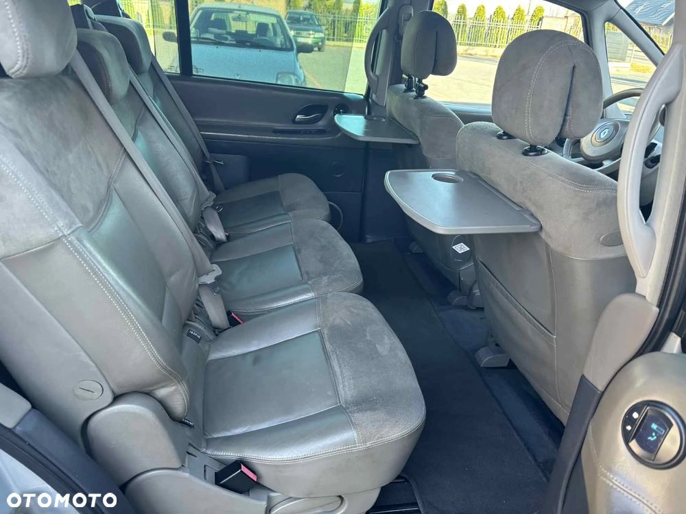 Renault Grand Espace Gr 3.0 dCi Initiale - 29