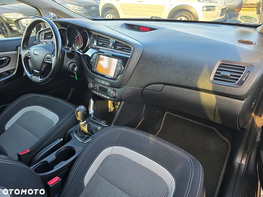 Kia Ceed 1.6 Crdi Optimum - 26