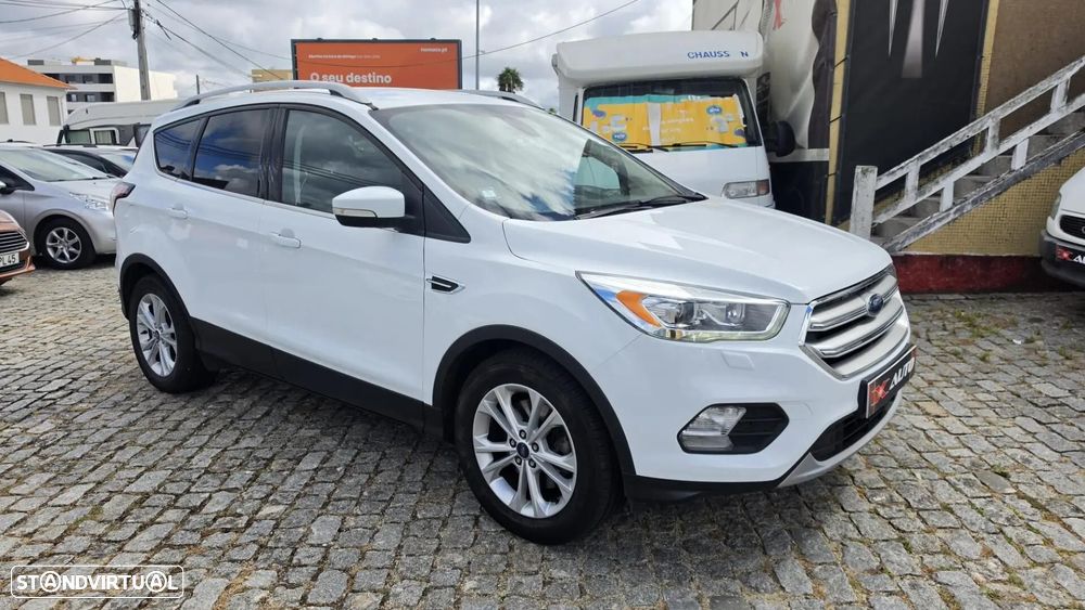 Ford Kuga 1.5 TDCi EcoBlue Titanium - 3