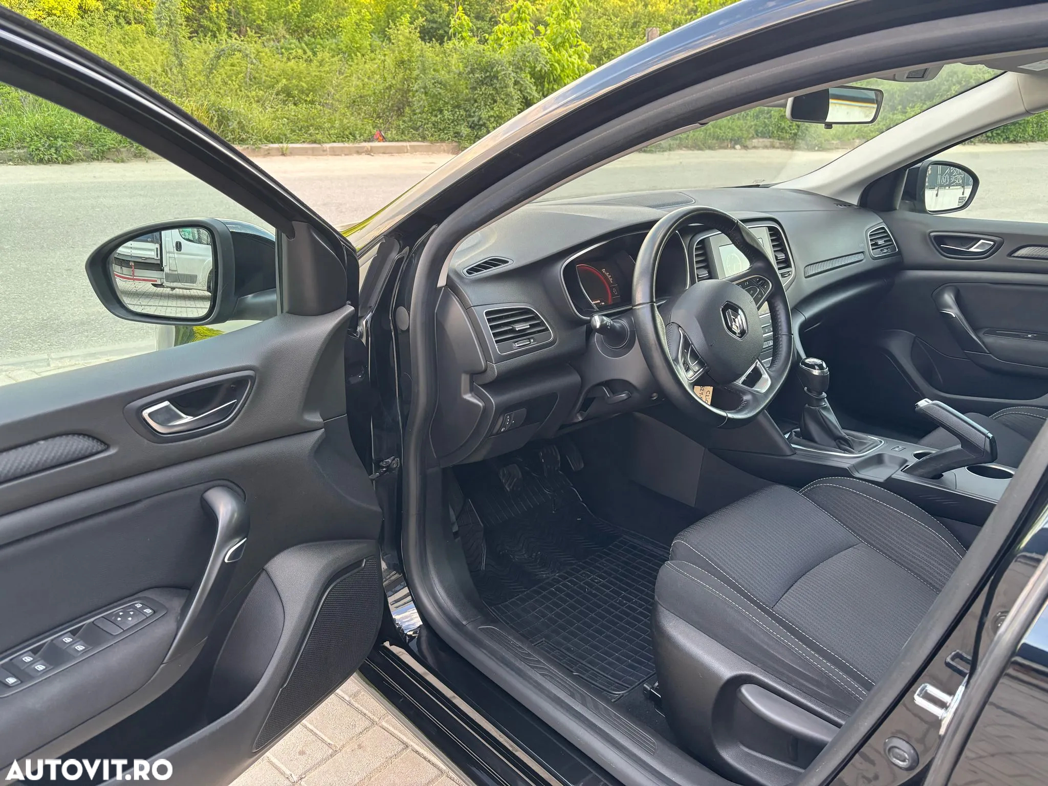 Renault Megane 1.5 dCi Dynamique - 9