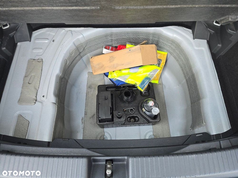 Volkswagen T-Cross - 14