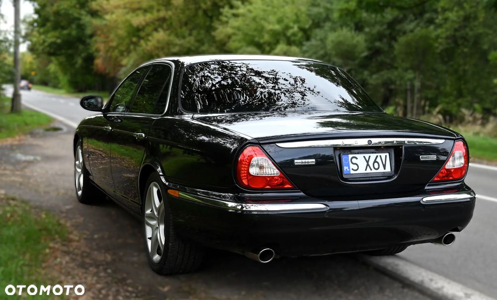Jaguar XJ XJ8 4.2 Executive - 26