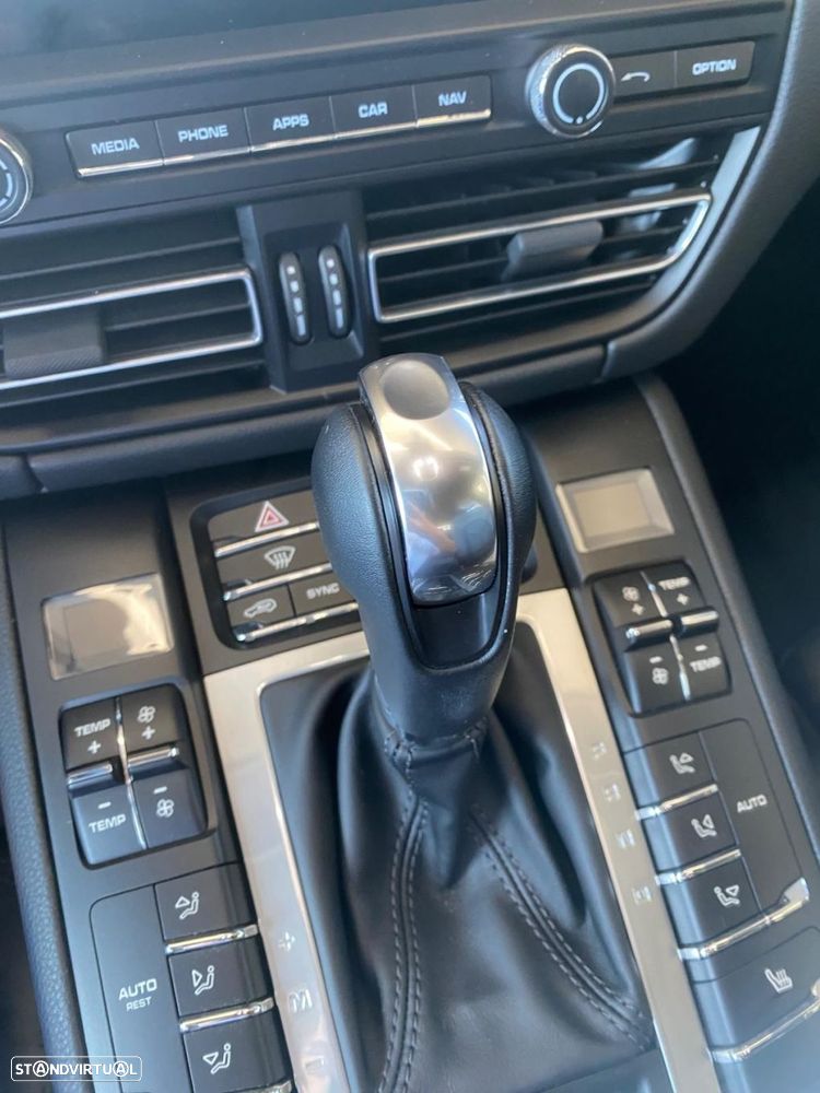 Porsche Macan 2.0T — fotografia 29