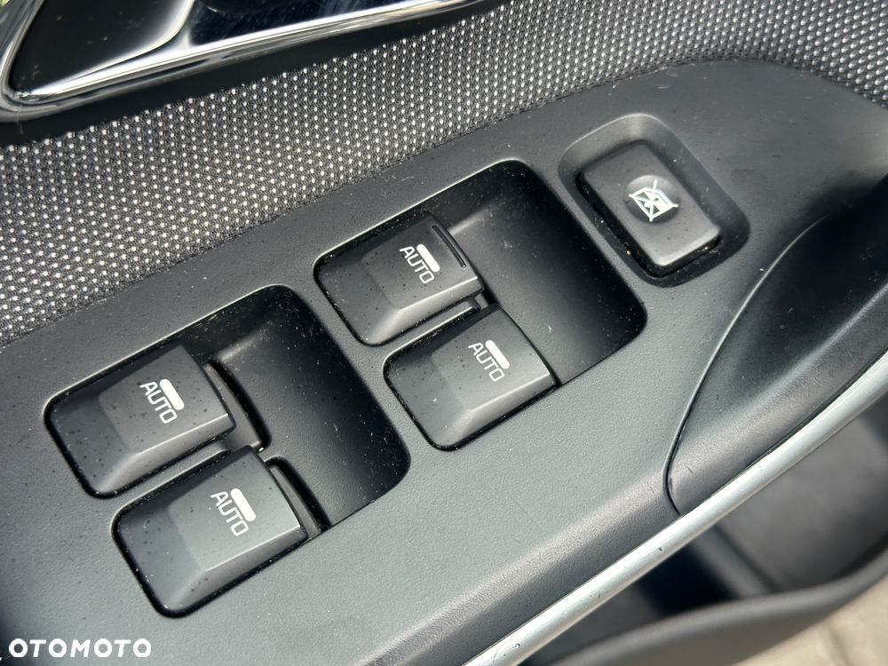 Kia Ceed 1.4 CVVT Dream-Team Edition - 30