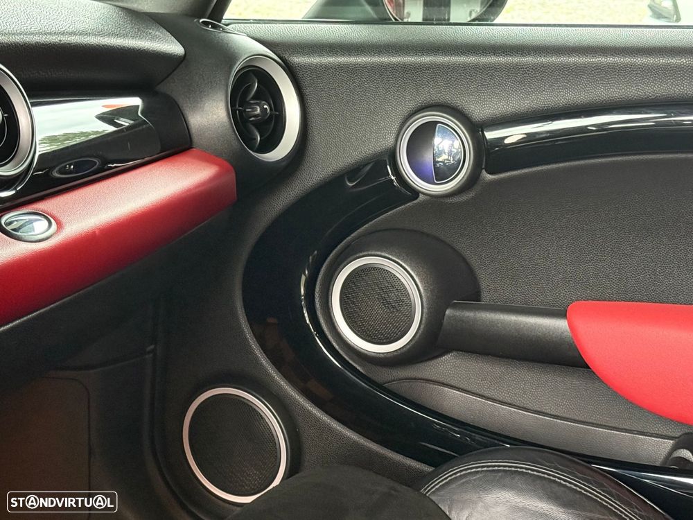 MINI 3 Portas Cooper D - 49