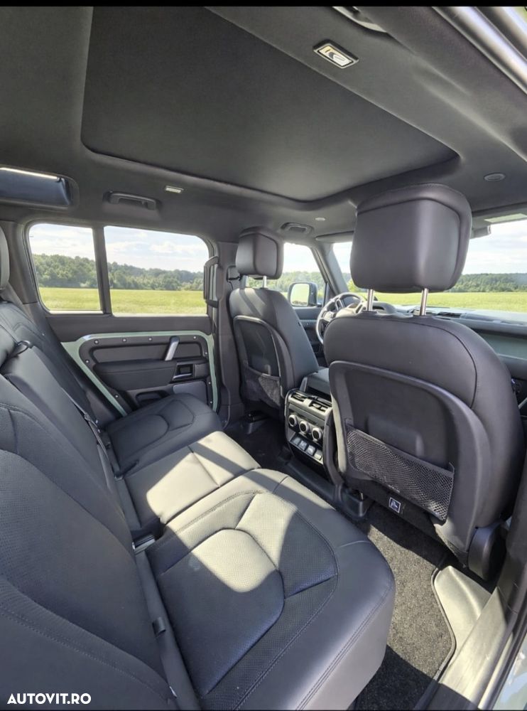 Land Rover Defender - 9