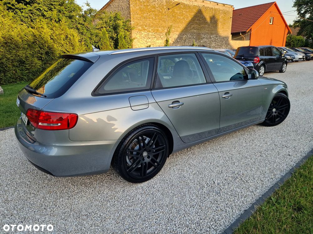 Audi A4 Avant 2.0 TDI DPF Ambiente - 30