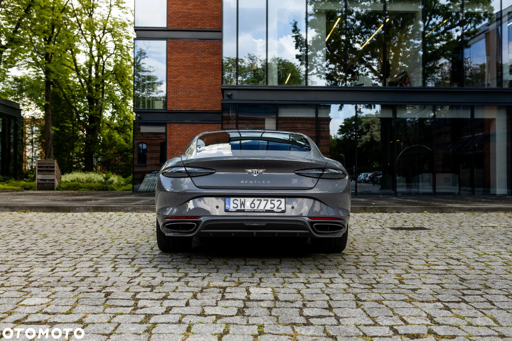 Bentley Continental GT - 4