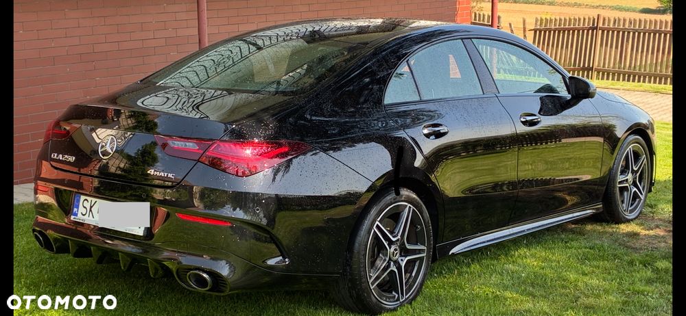 Mercedes-Benz CLA 250 4-Matic AMG Line 7G-DCT - 1