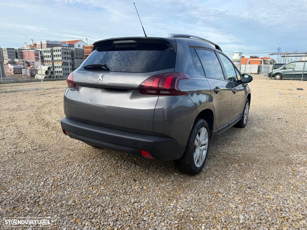 Peugeot 2008 PureTech 130 GPF Stop&Start Signature - 4