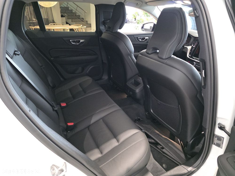 Volvo V60 - 29