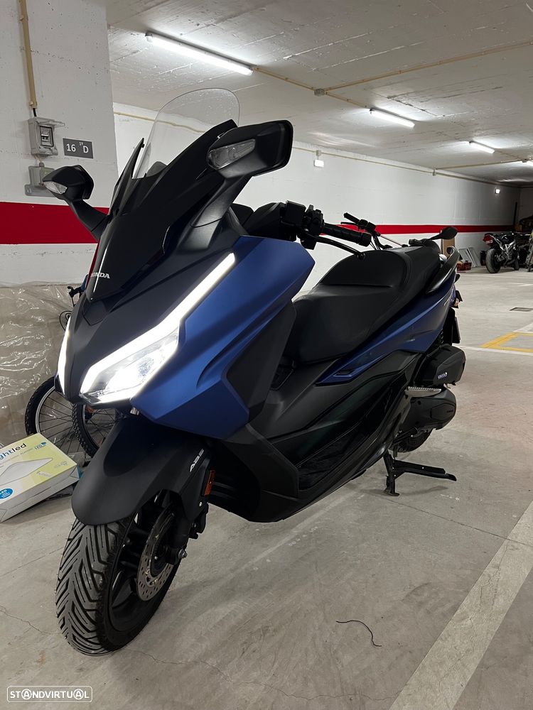 Honda Forza - 1
