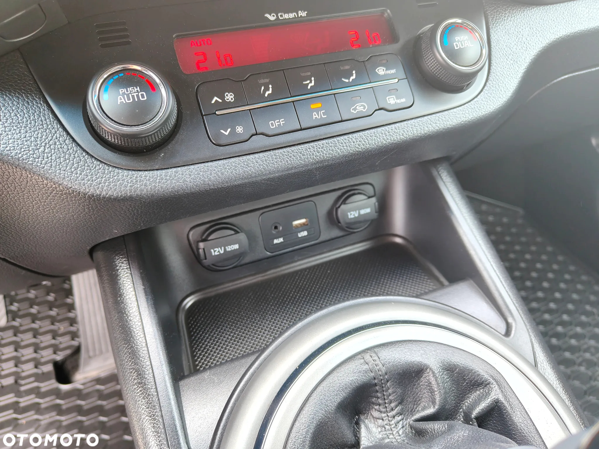 Kia Sportage 1.6 GDI Business Line L 2WD - 19