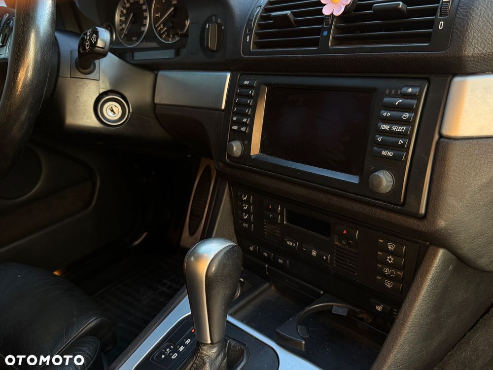 BMW Seria 5 - 22