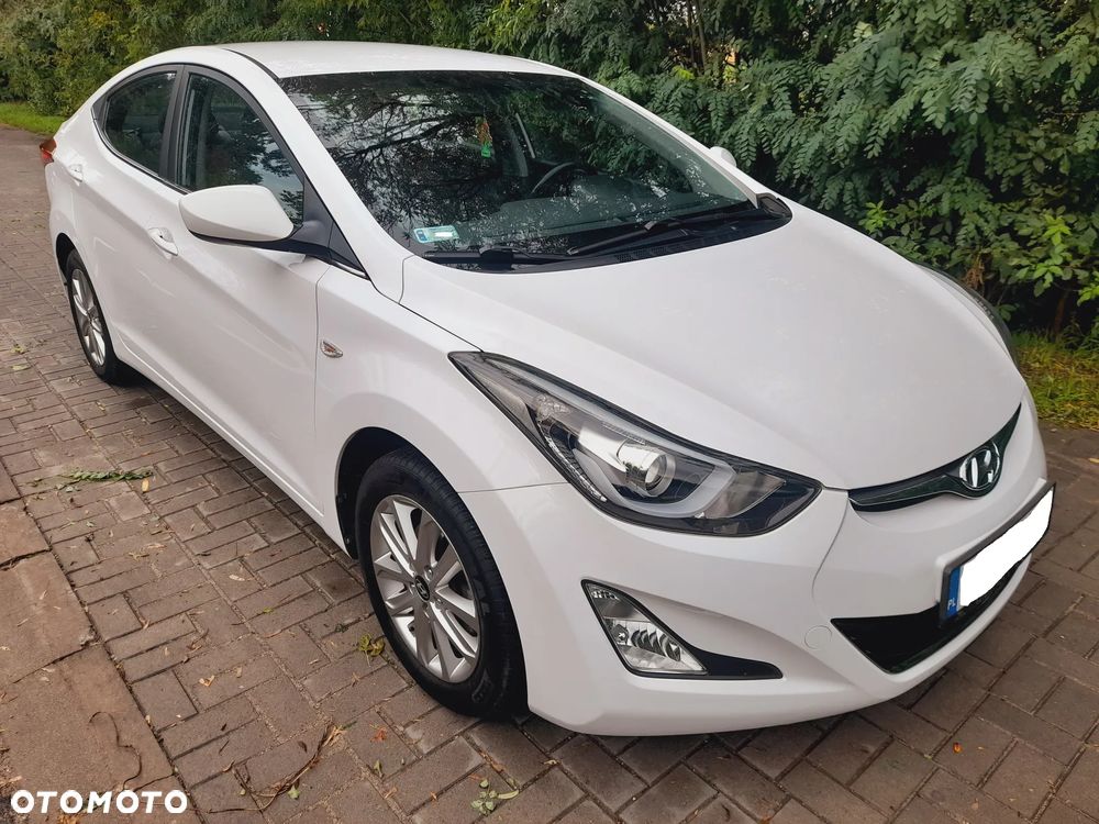 Hyundai Elantra 1.6 Comfort - 2