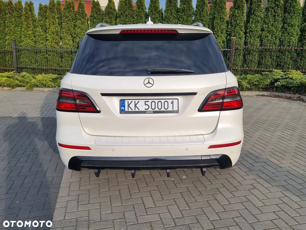 Mercedes-Benz ML 350 BlueTec 4-Matic - 6