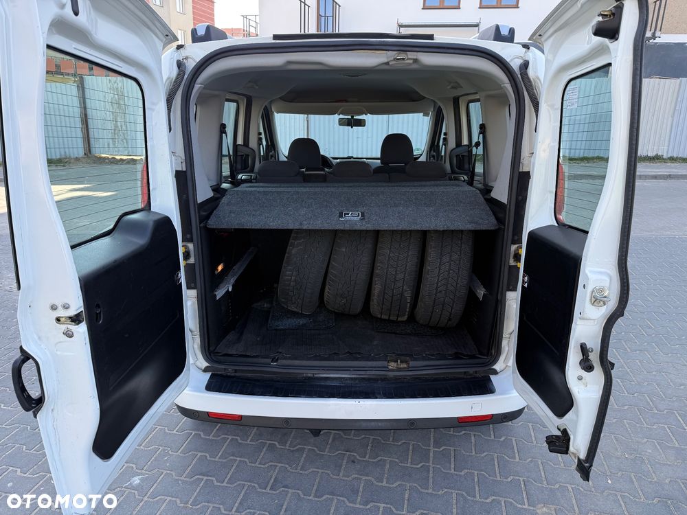 Fiat Doblo 2.0 16V Multijet My - 32