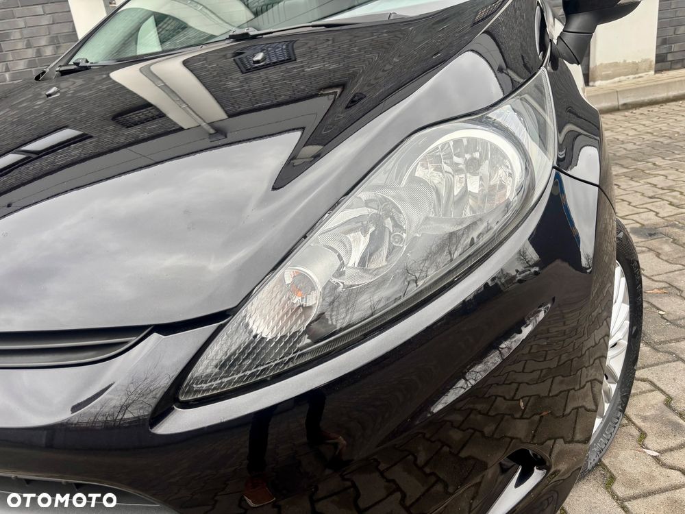 Ford Fiesta - 11