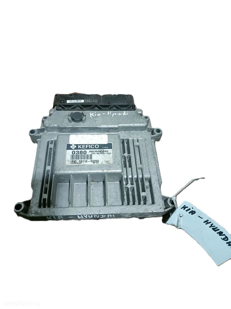 HYUNDAI i20 I 08-14 moduł sterownik silnika 9001040380KD *