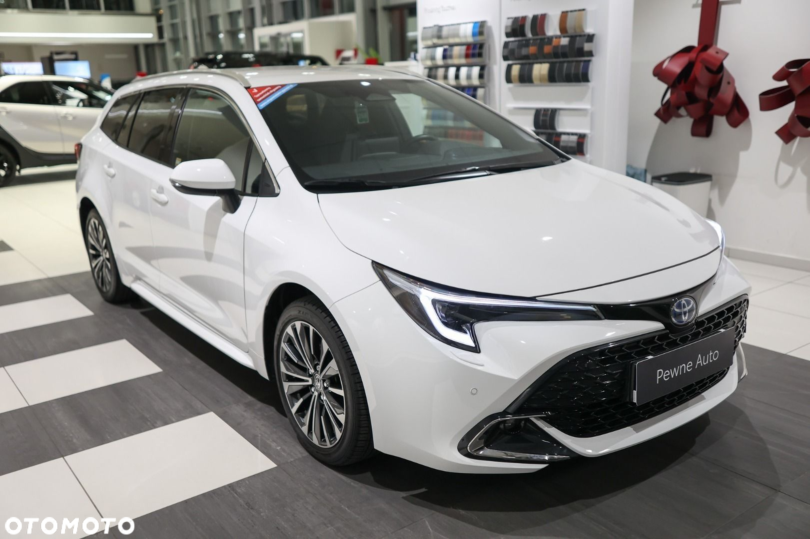 Toyota Corolla - 4