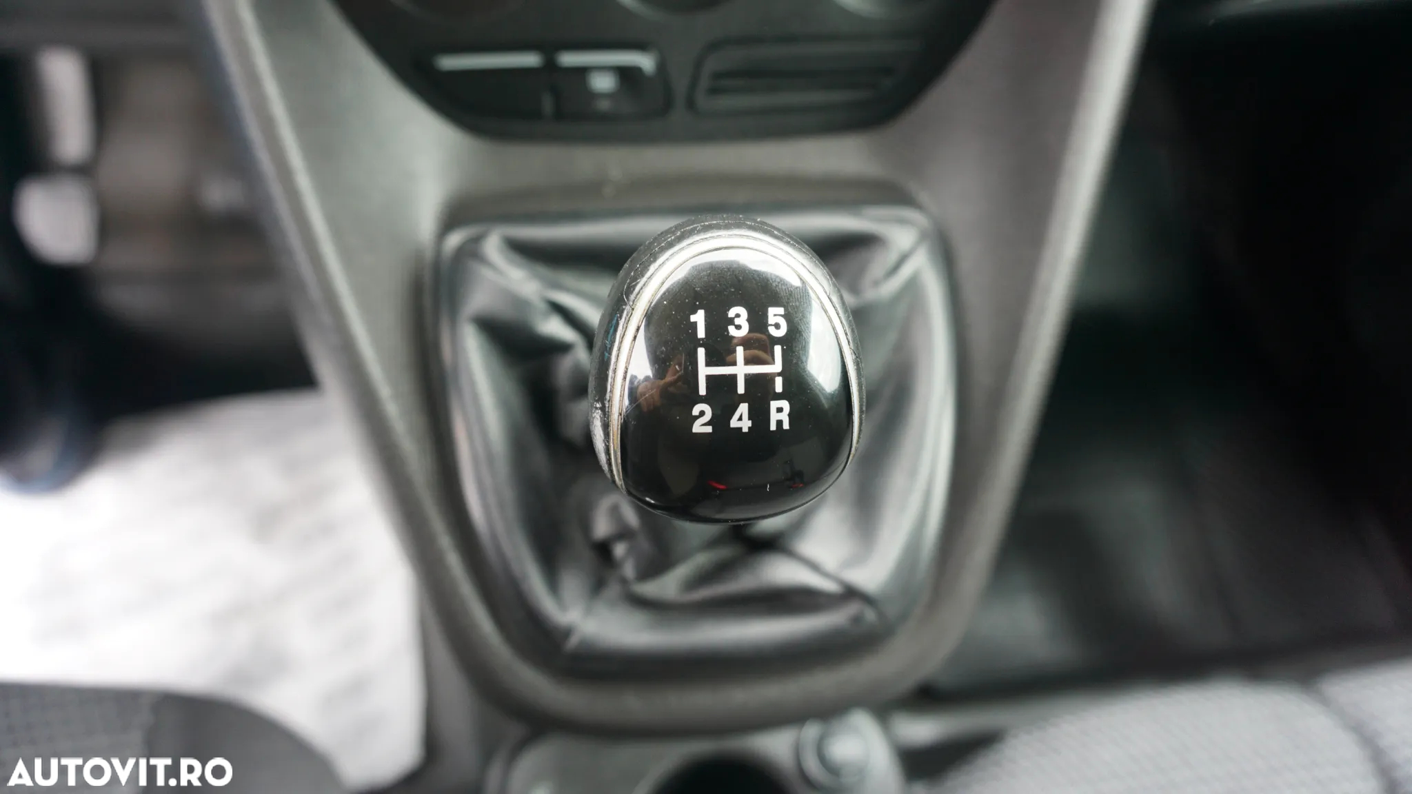 Ford TRANSIT CONNECT - 21