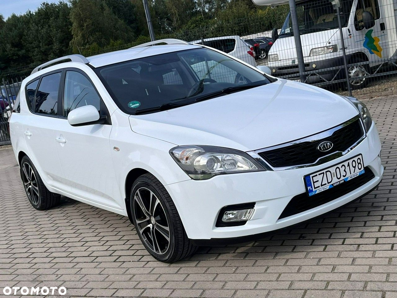 Kia Ceed 1.4 CVVT Attract - 5