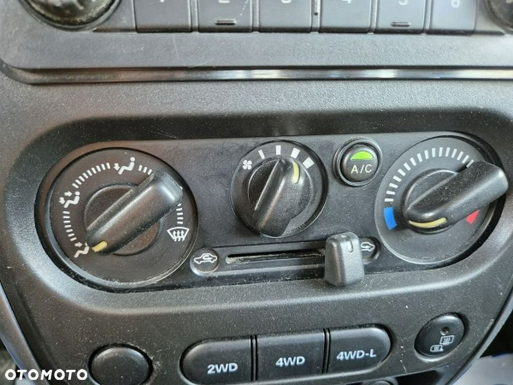 Suzuki Jimny - 22