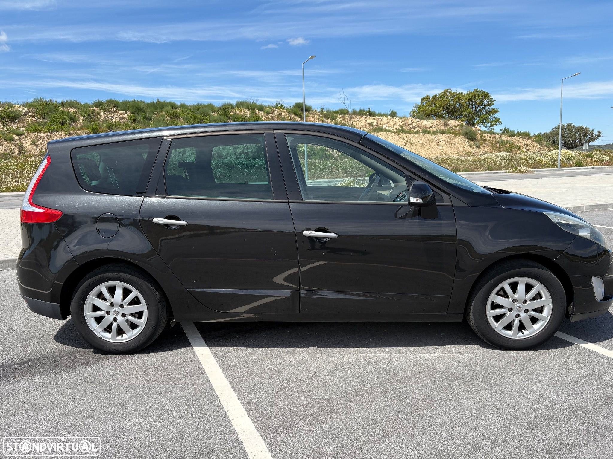 Renault Grand Scénic 1.5 dCi Luxe 7L - 9