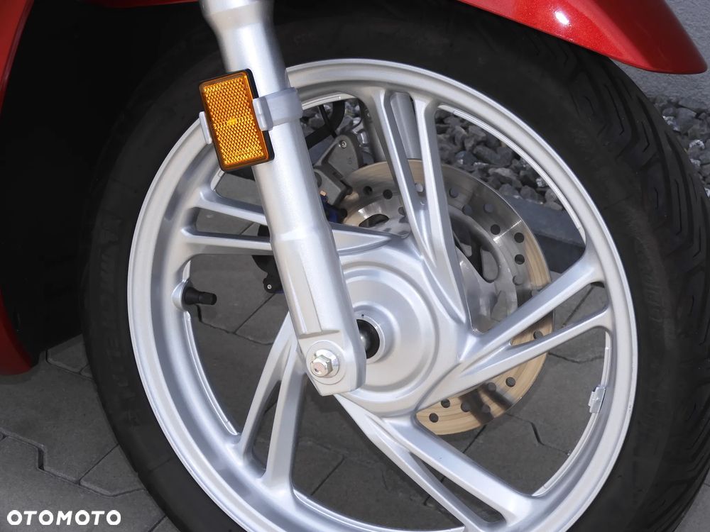 Honda SH - 16