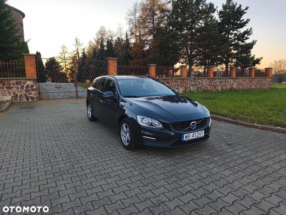 Volvo V60 D2 Kinetic - 4