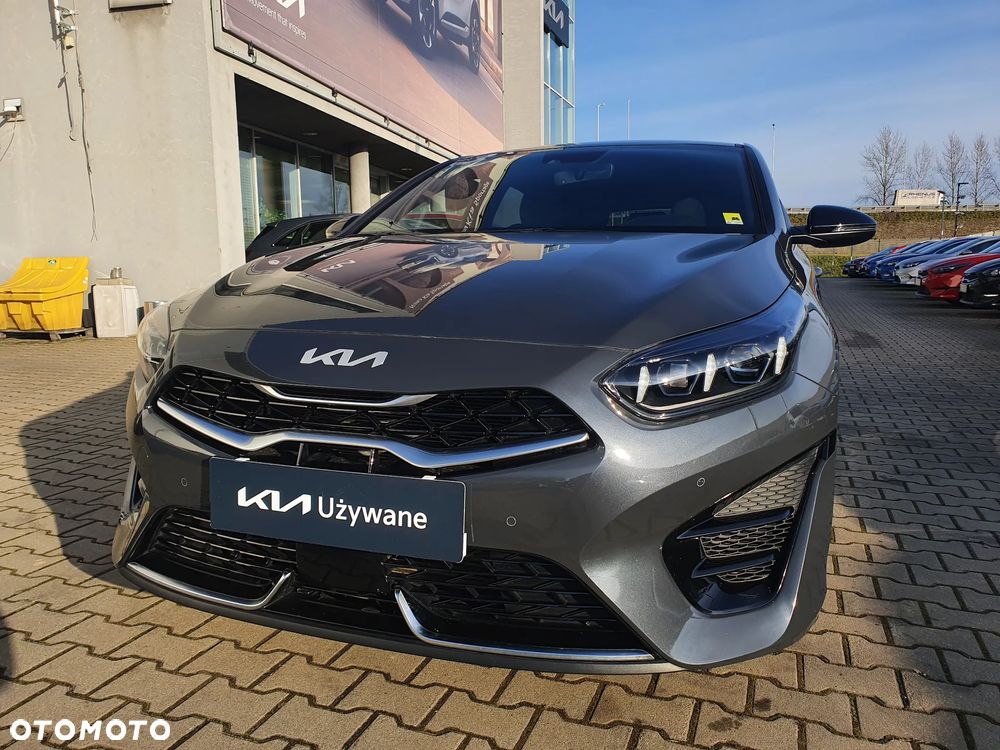 Kia ProCeed - 10