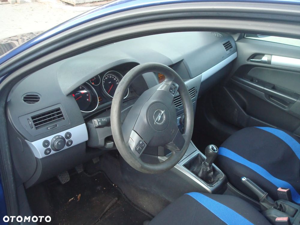 Opel Astra 1.6 - 28
