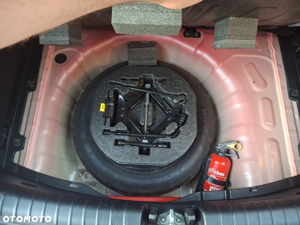 Kia Rio 1.2 XL - 26
