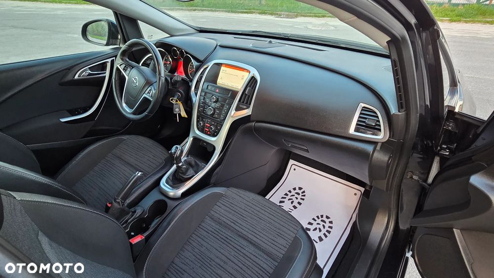 Opel Astra 1.6 Sport - 26