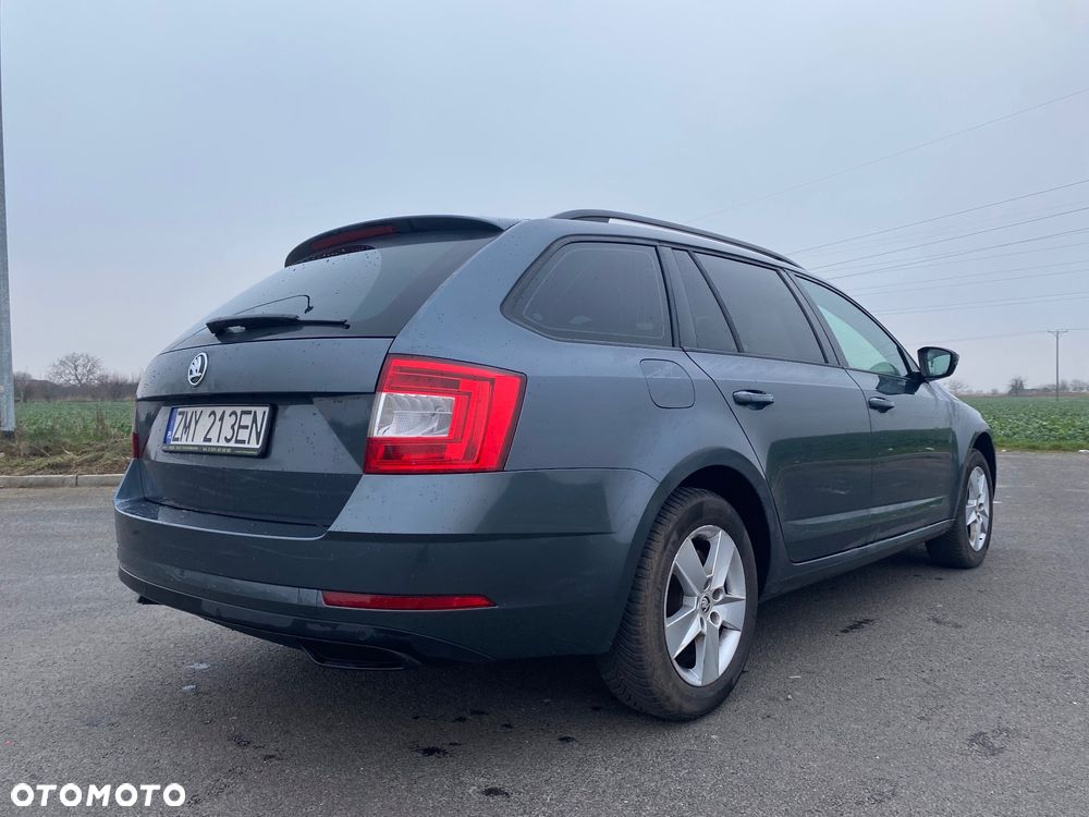 Skoda Octavia 1.5 TSI ACT Ambition - 8
