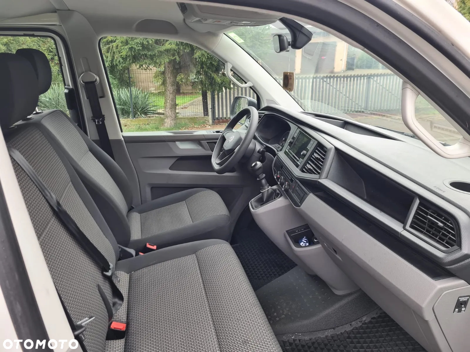 Volkswagen Transporter - 9