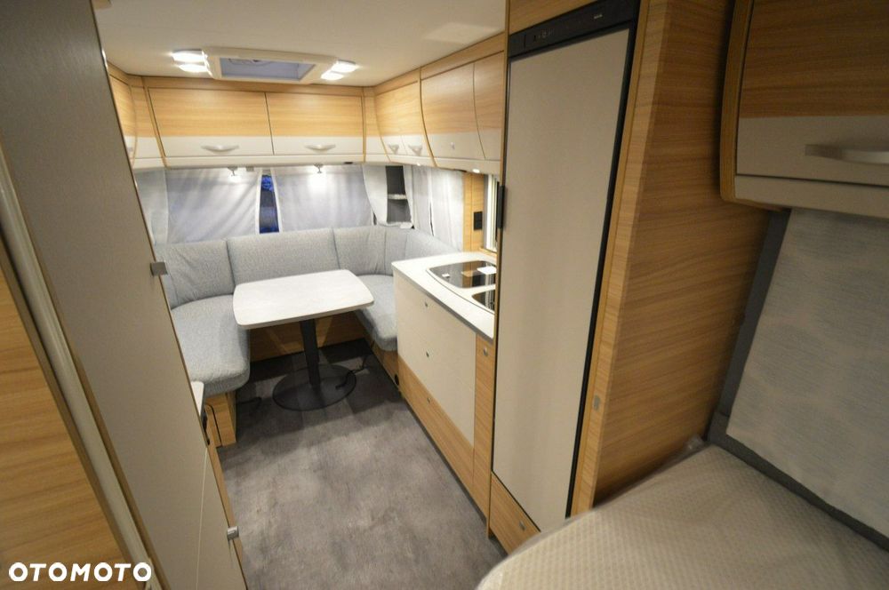 Dethleffs Camper 470 FR - 14