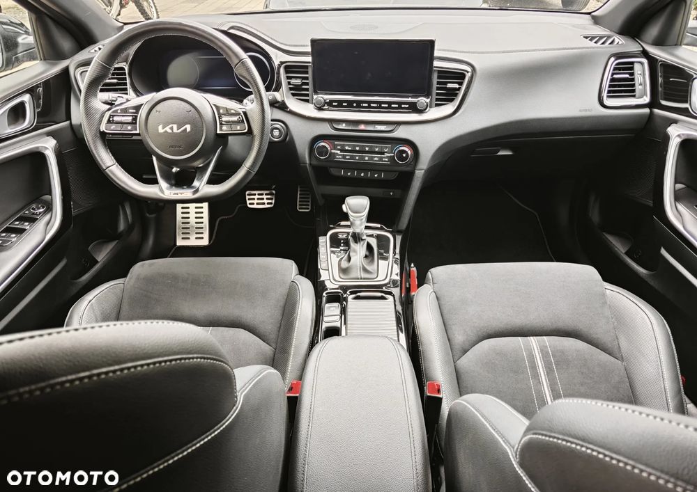 Kia Ceed 1.5 T-GDI DCT7 OPF GT Line - 12