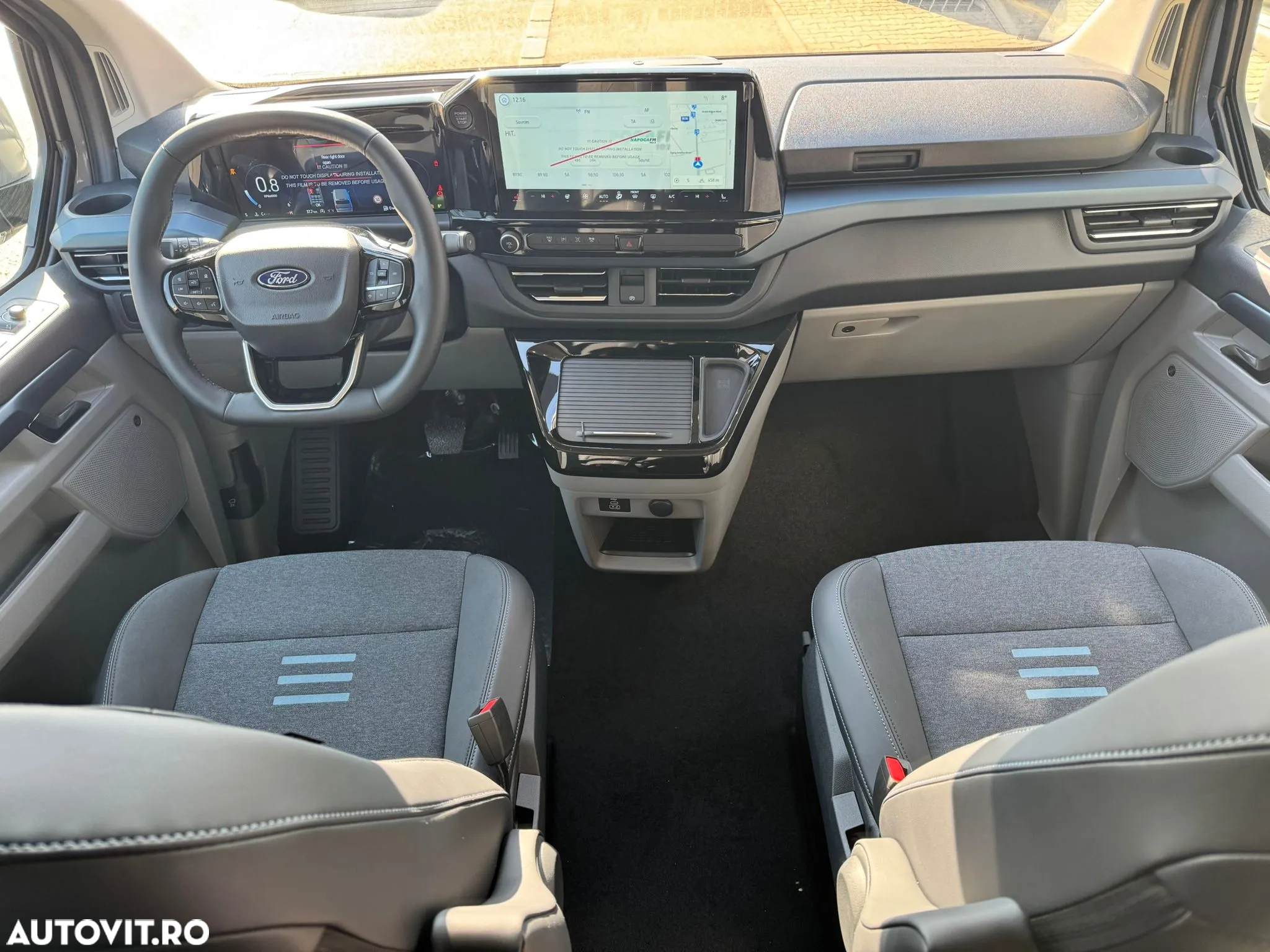 Ford Tourneo Custom Bus 320 2.0 EcoBlue 170 CP L1H1 Active Aut. - 14