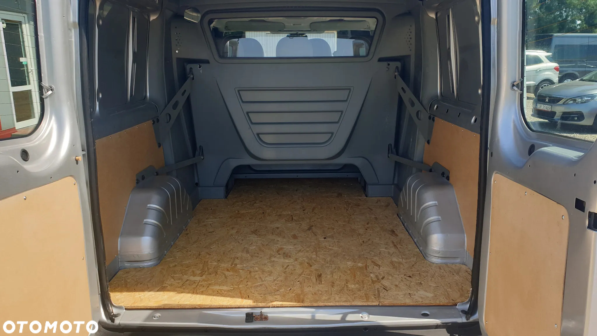 Ford Transit - 9